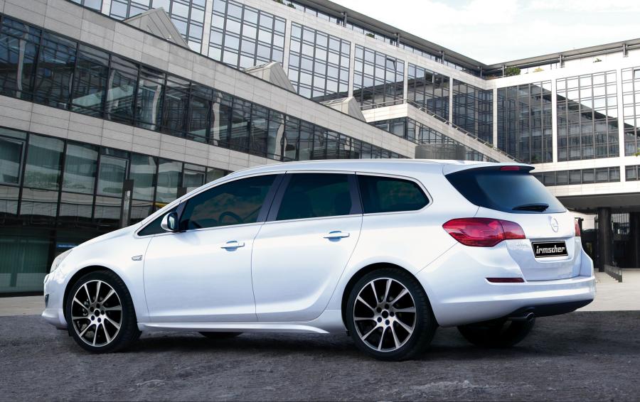  Opel Astra Sports Tourer by Irmscher 2010 года  (фото 2 из 2)